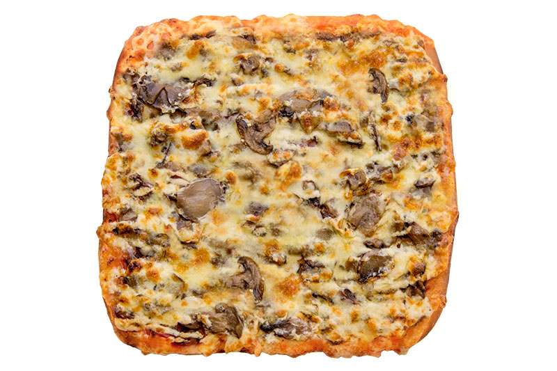 Пицца с ветчиной, сервелатом, грибами и сыром моцарелла